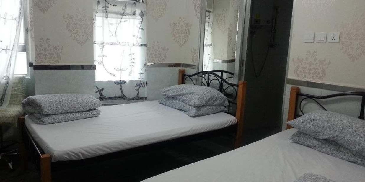 Family, 2 Double Beds, No Window