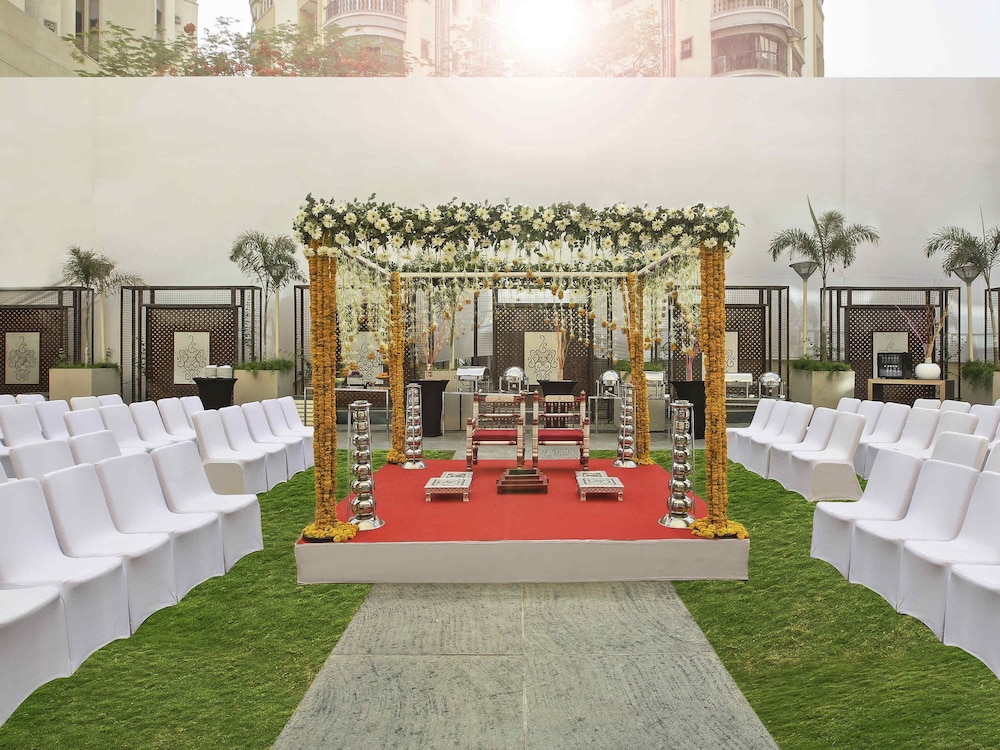Novotel Ahmedabad 66/71