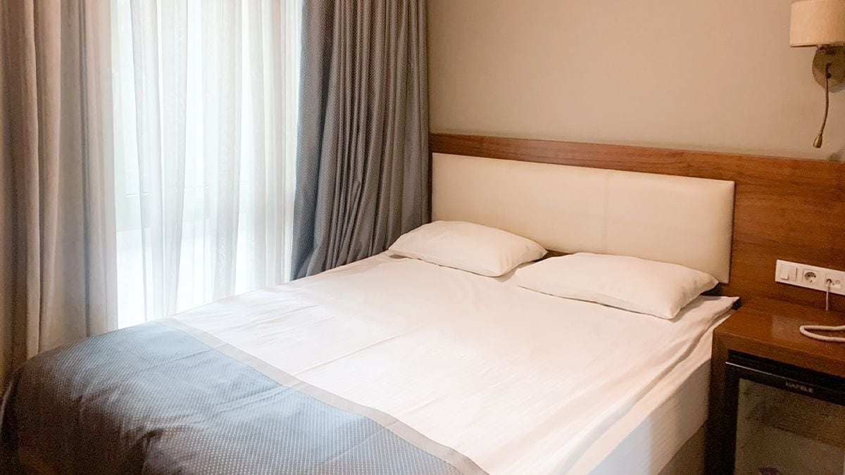 STANDARD, DOUBLE BED