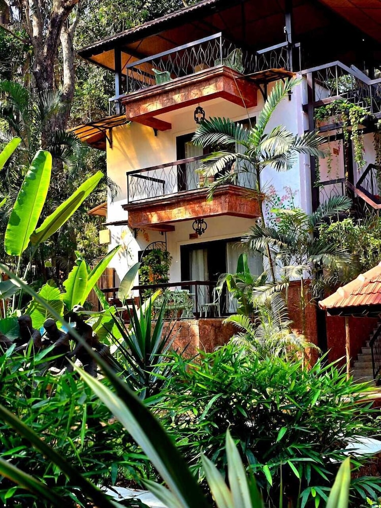 Brij Paraiso Saligao, Goa 6/82