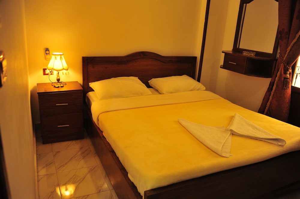 Alhambra Hotel 21/50
