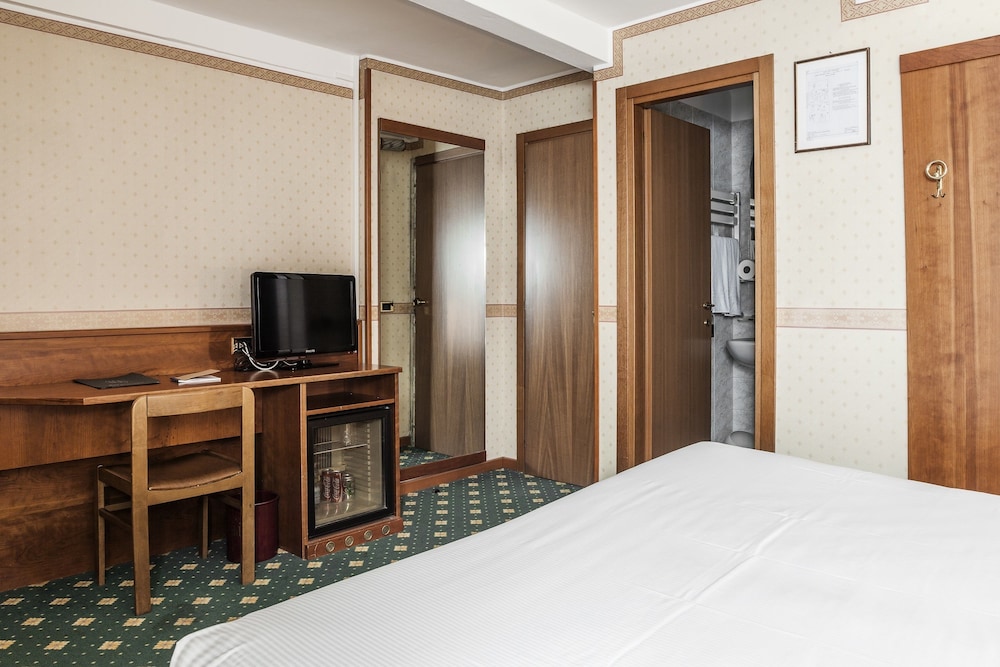 Hotel Des Etrangers 15/41