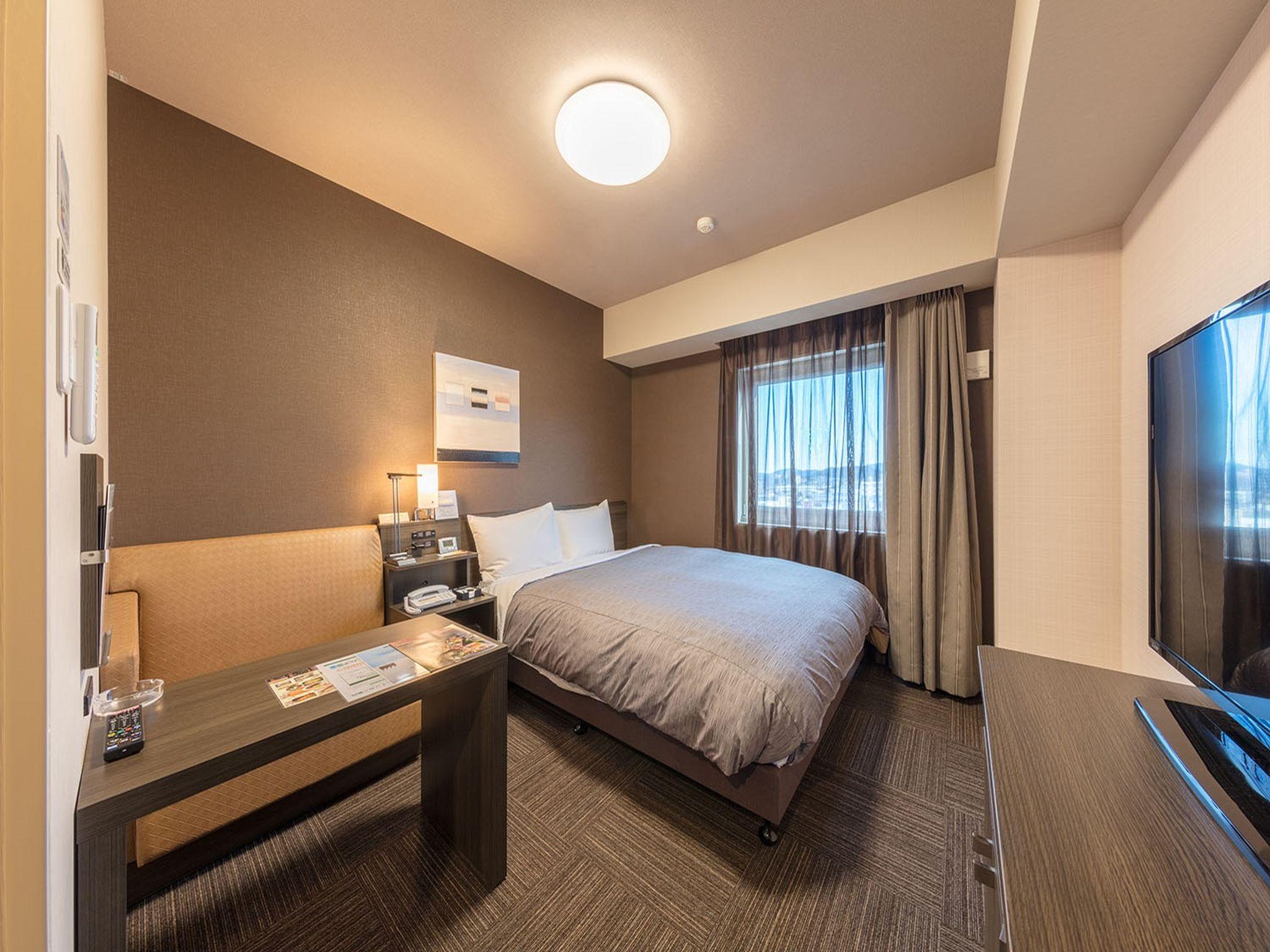 Semi Room, Standard, Semi Double Bed