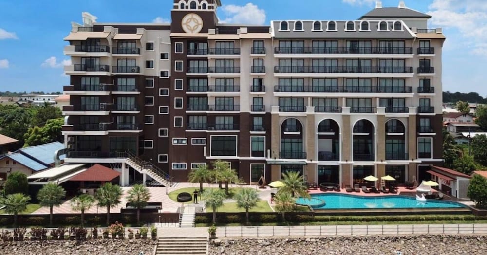 Hotel de Ladda 1/66