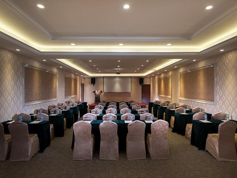 Vienna Hotel (Dongguan Changping Avenue) 46/57