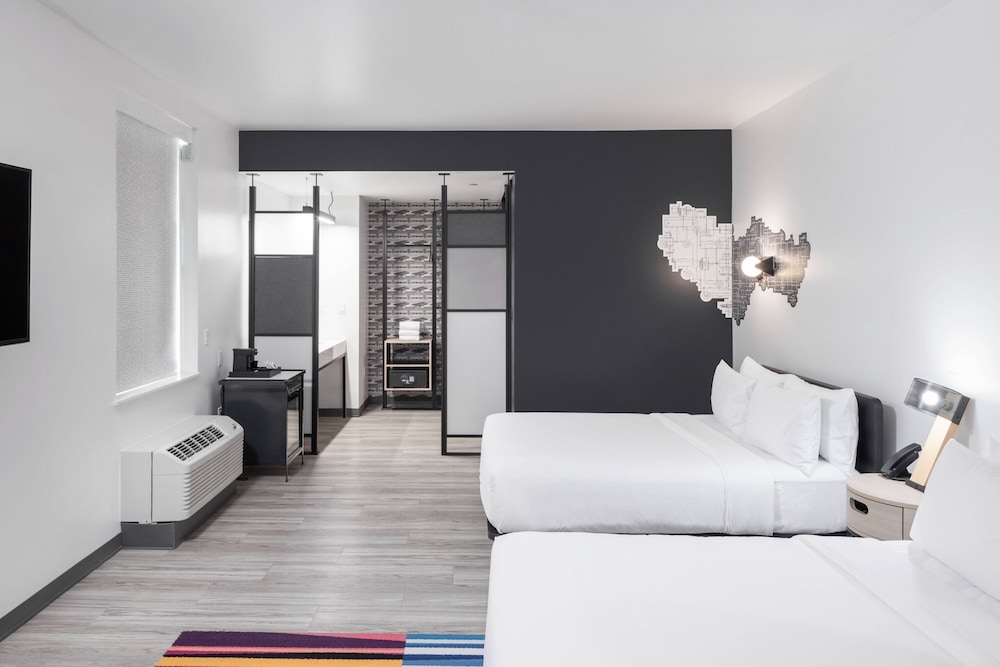 ALOFT, 2 QUEEN BEDS