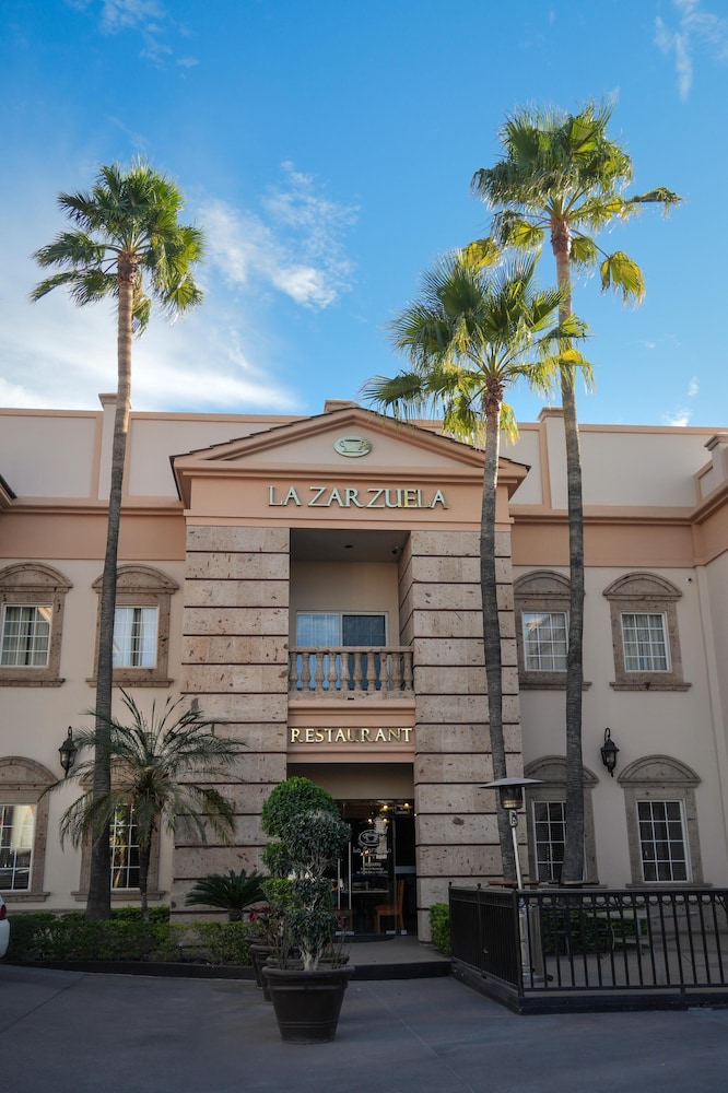 Hotel Royal Palace 7/56