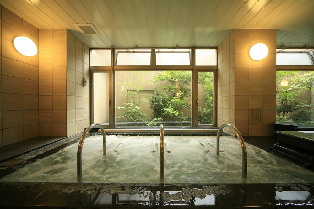Nagoya B S Hotel 33/55