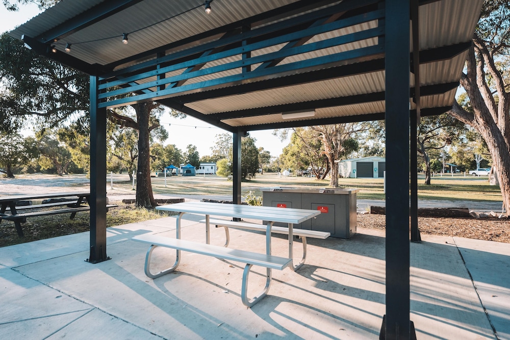 BIG4 Breeze Holiday Park Rainbow Beach 18/47