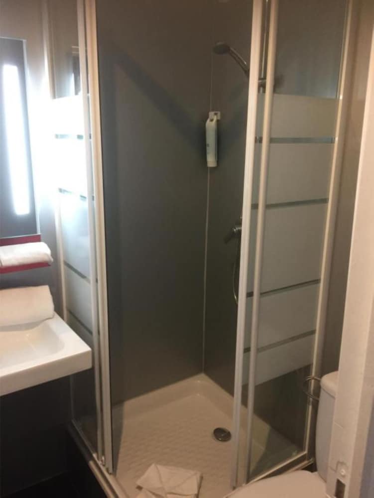 Enzo Hotels Trappes by Kyriad Direct 49/50