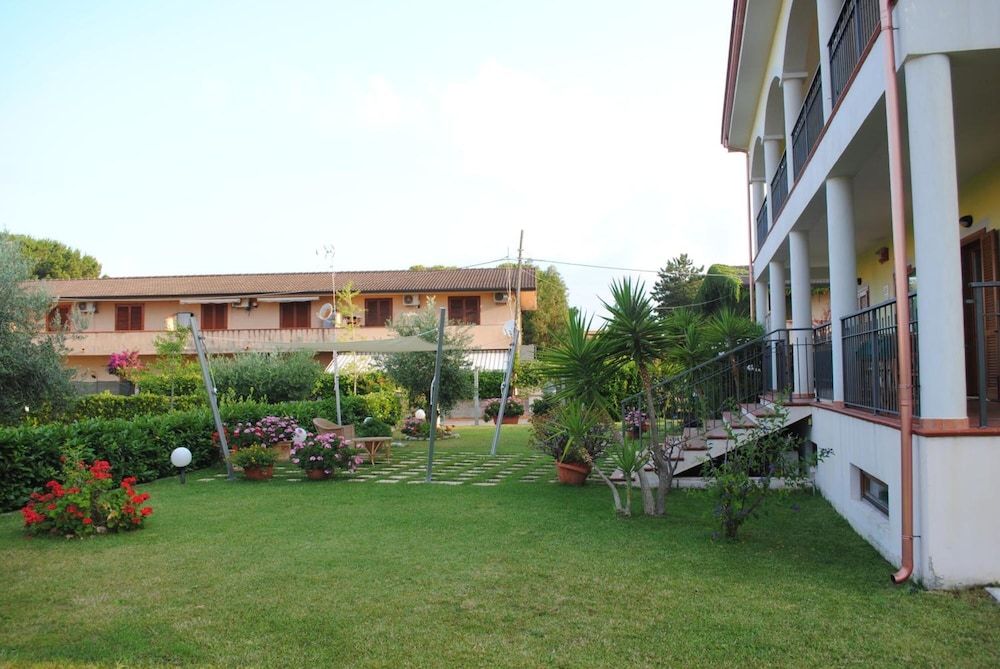Larus Hotel 38/44