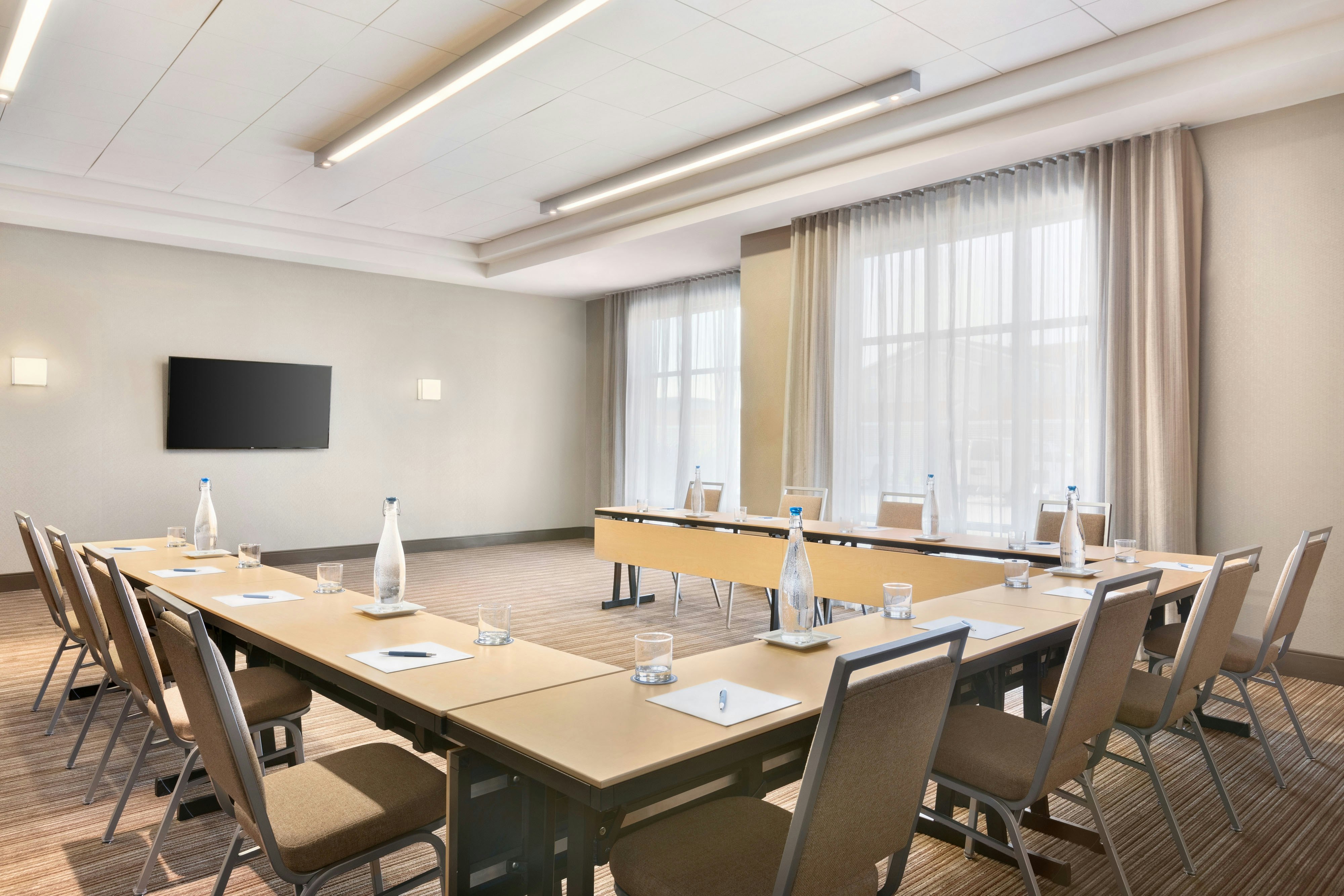 Four Points by Sheraton Fargo Medical Center 16/23