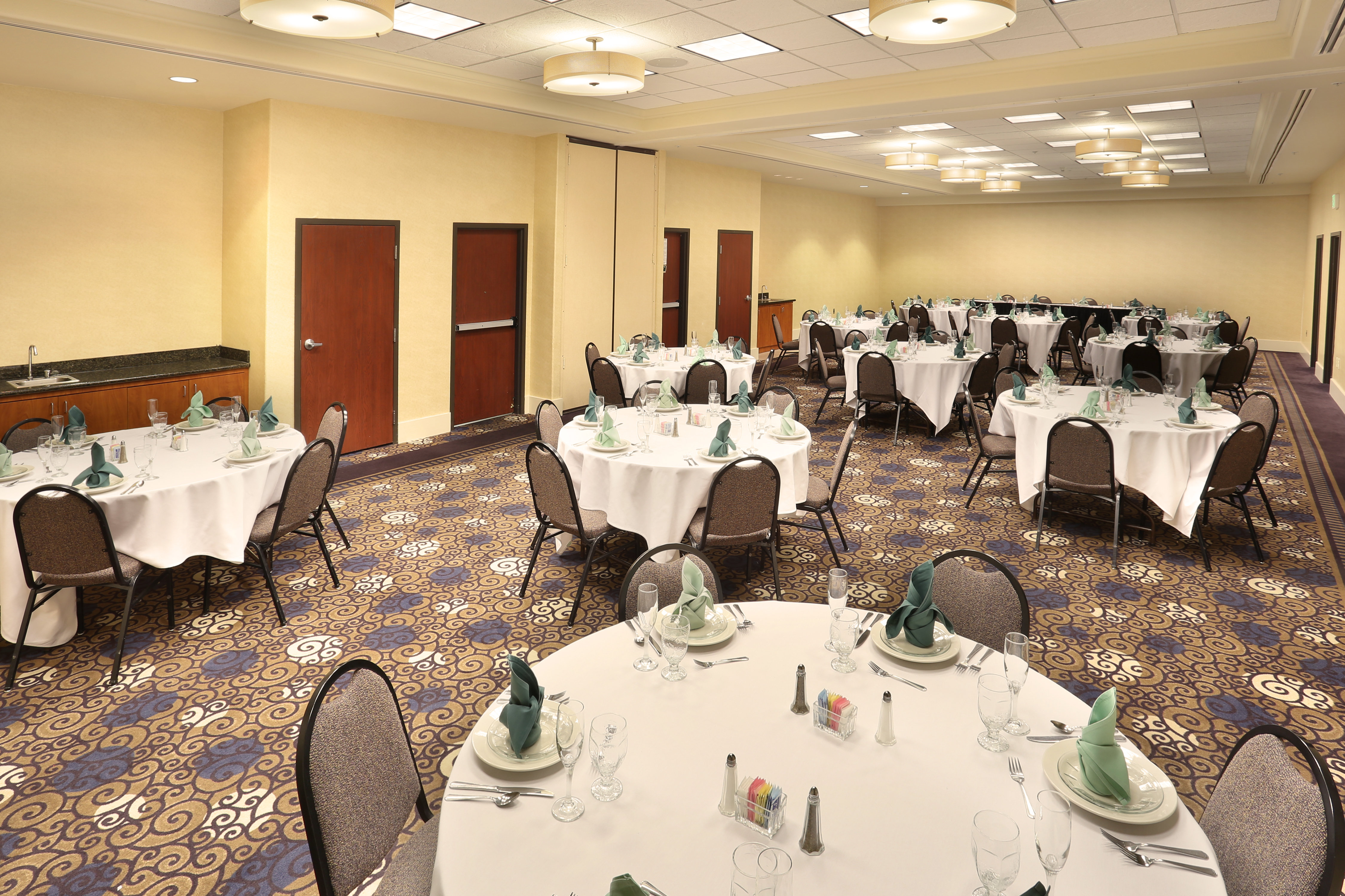 Holiday Inn Yuma 61/73