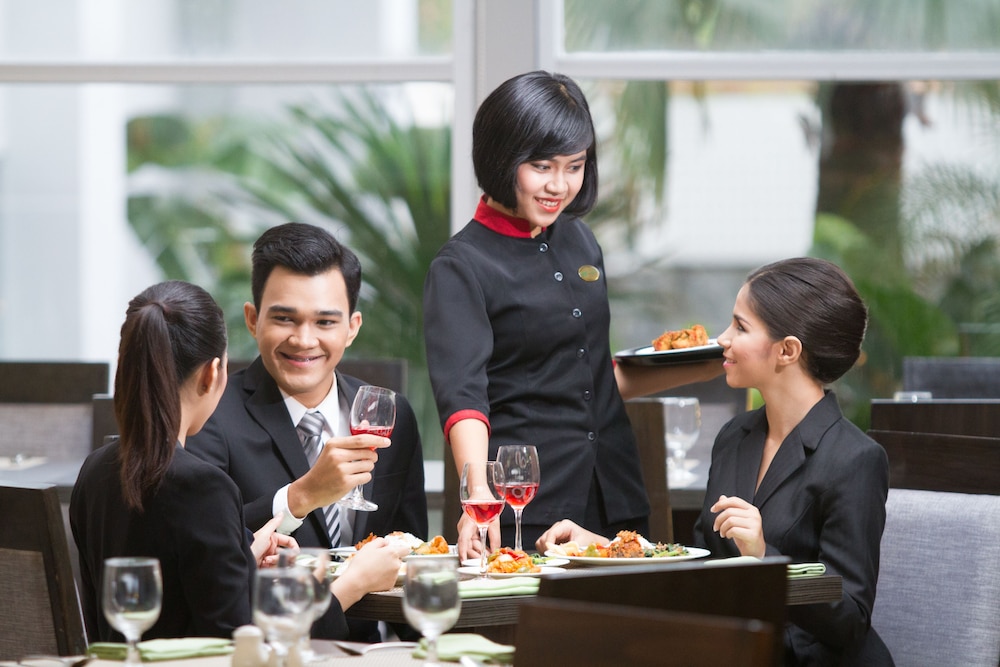 Hotel Santika Premiere Dyandra Medan 28/31