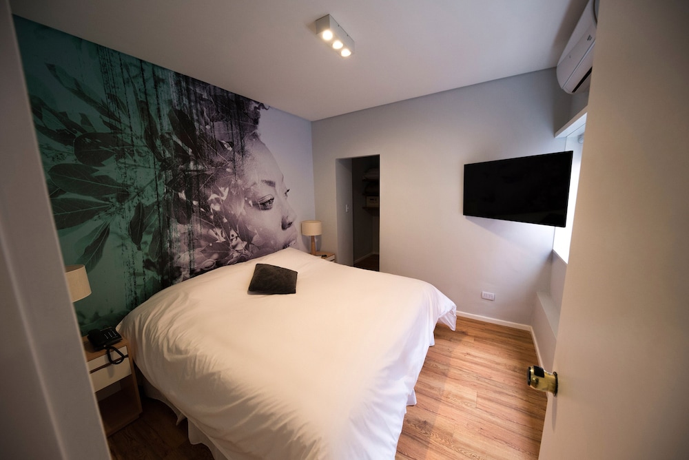Apartment, 1 Double and 1 Single Bed