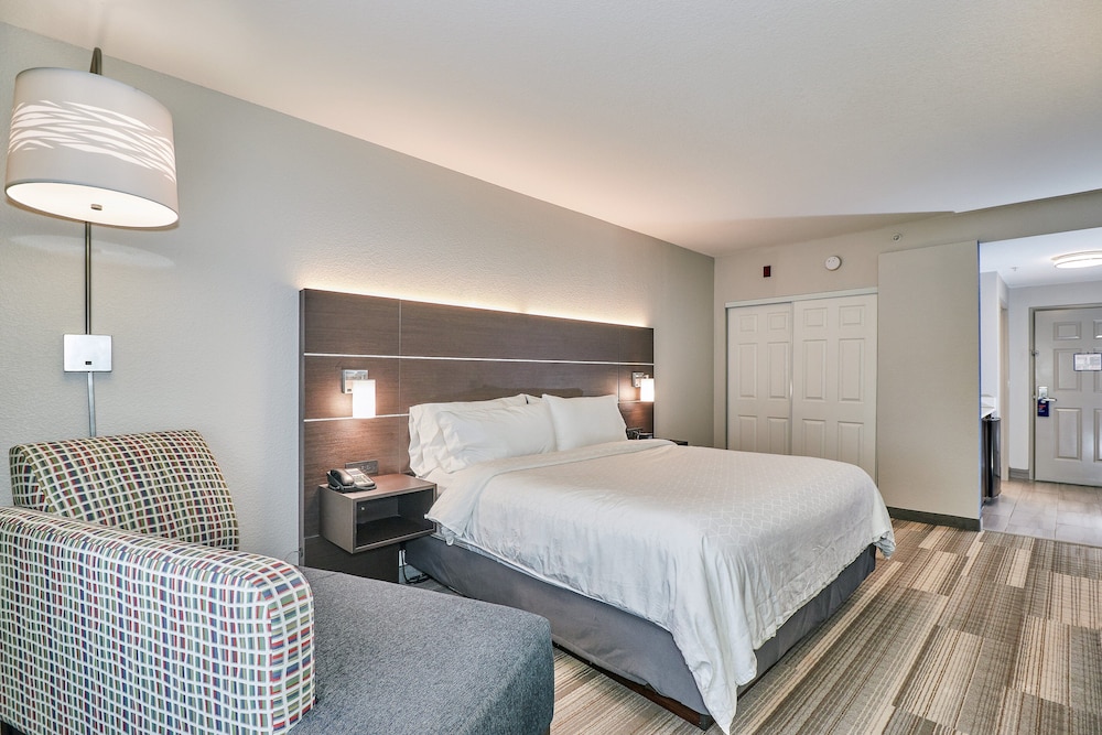 Holiday Inn Express Hotel Suites Clearwater Us 19 N 22/71