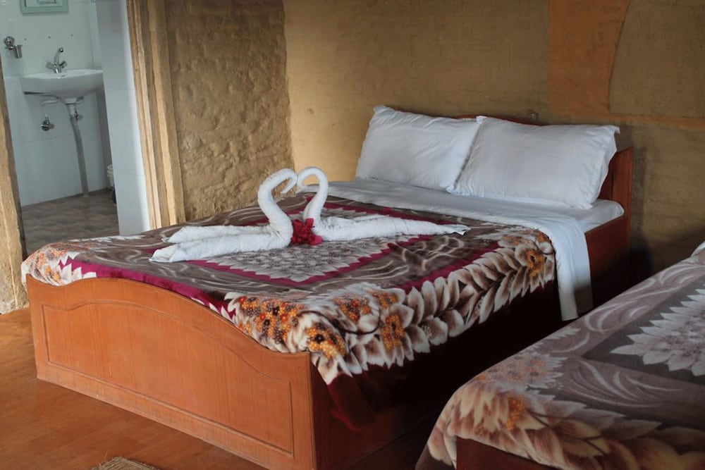 Annapurna Eco Village 8/15