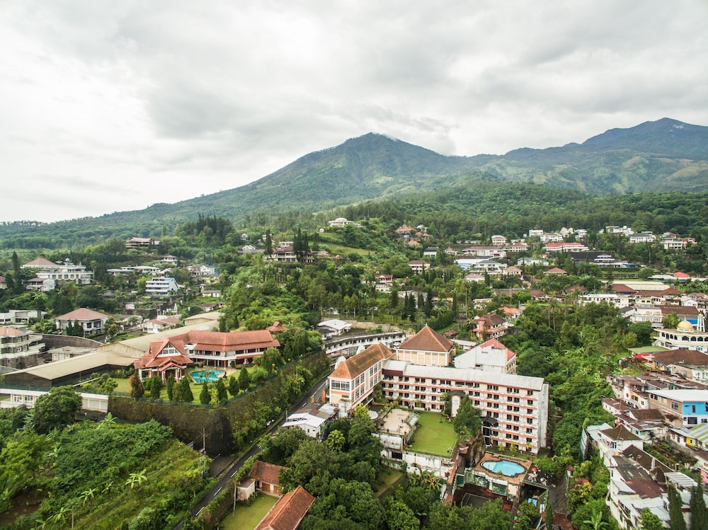 Royal Tretes View Hotel Convention 54/58
