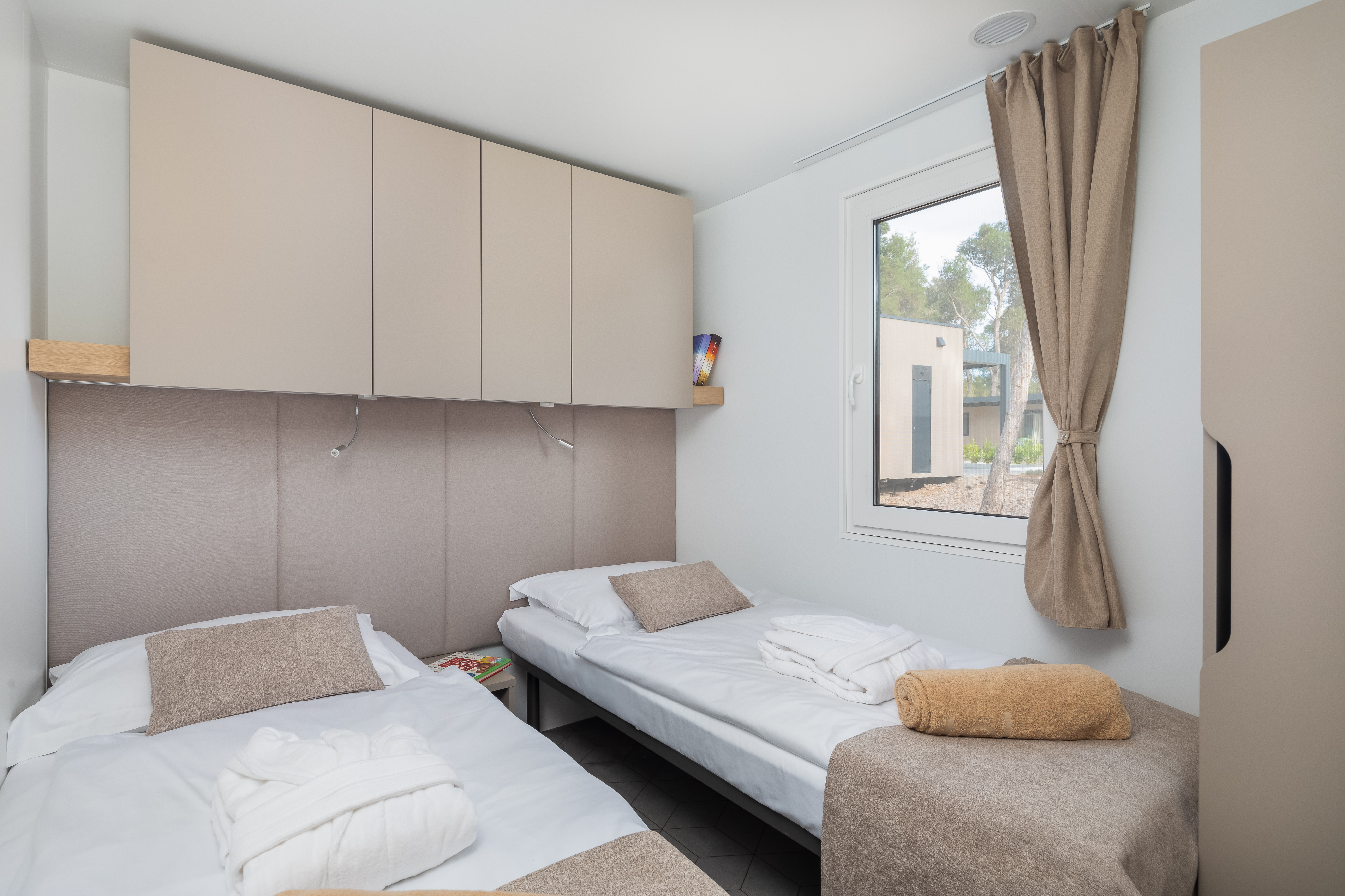 Holiday Home, Luxury, Family, with Pool