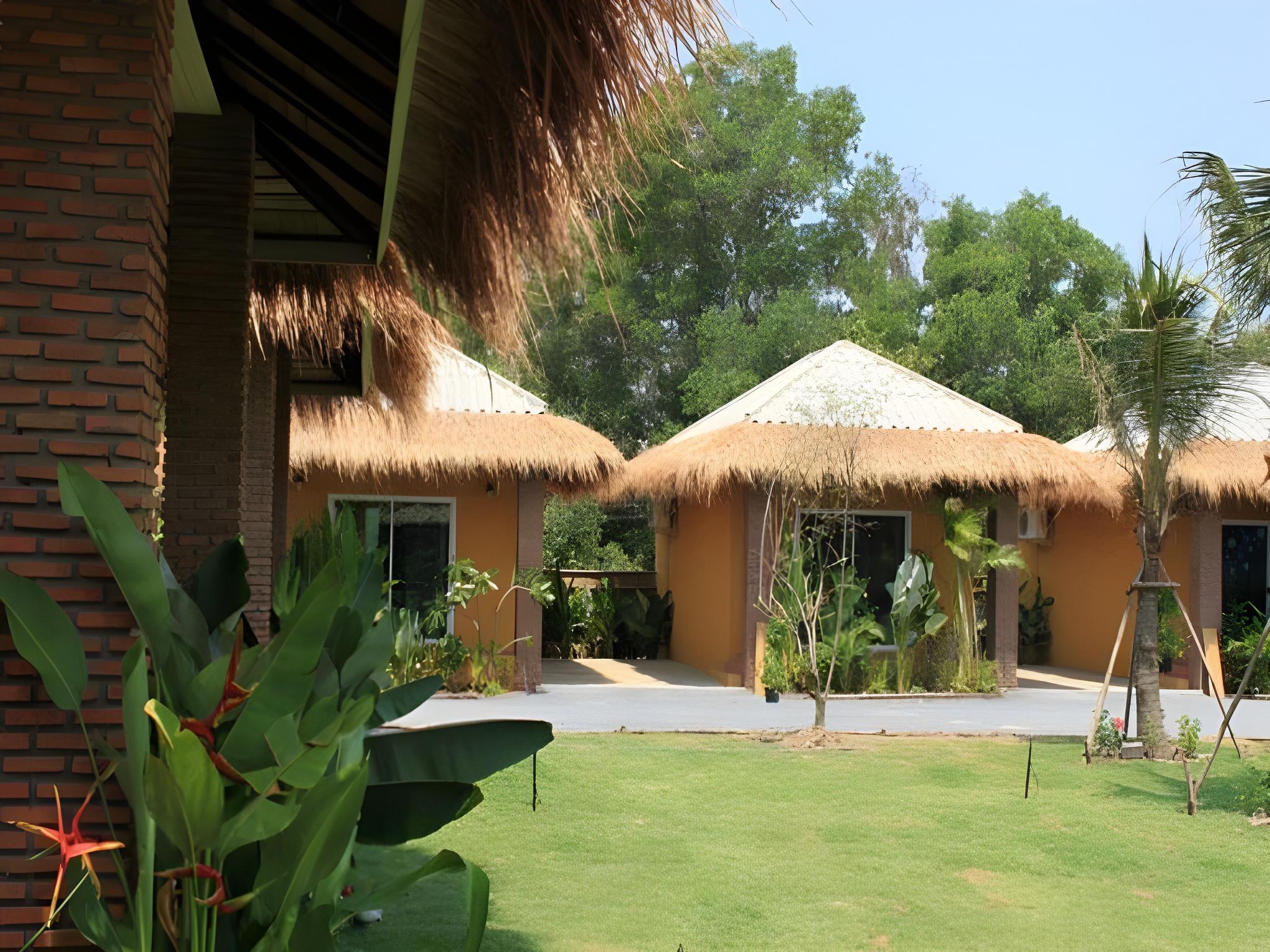 The Park Drive-Thru Check-In Resort 41/46