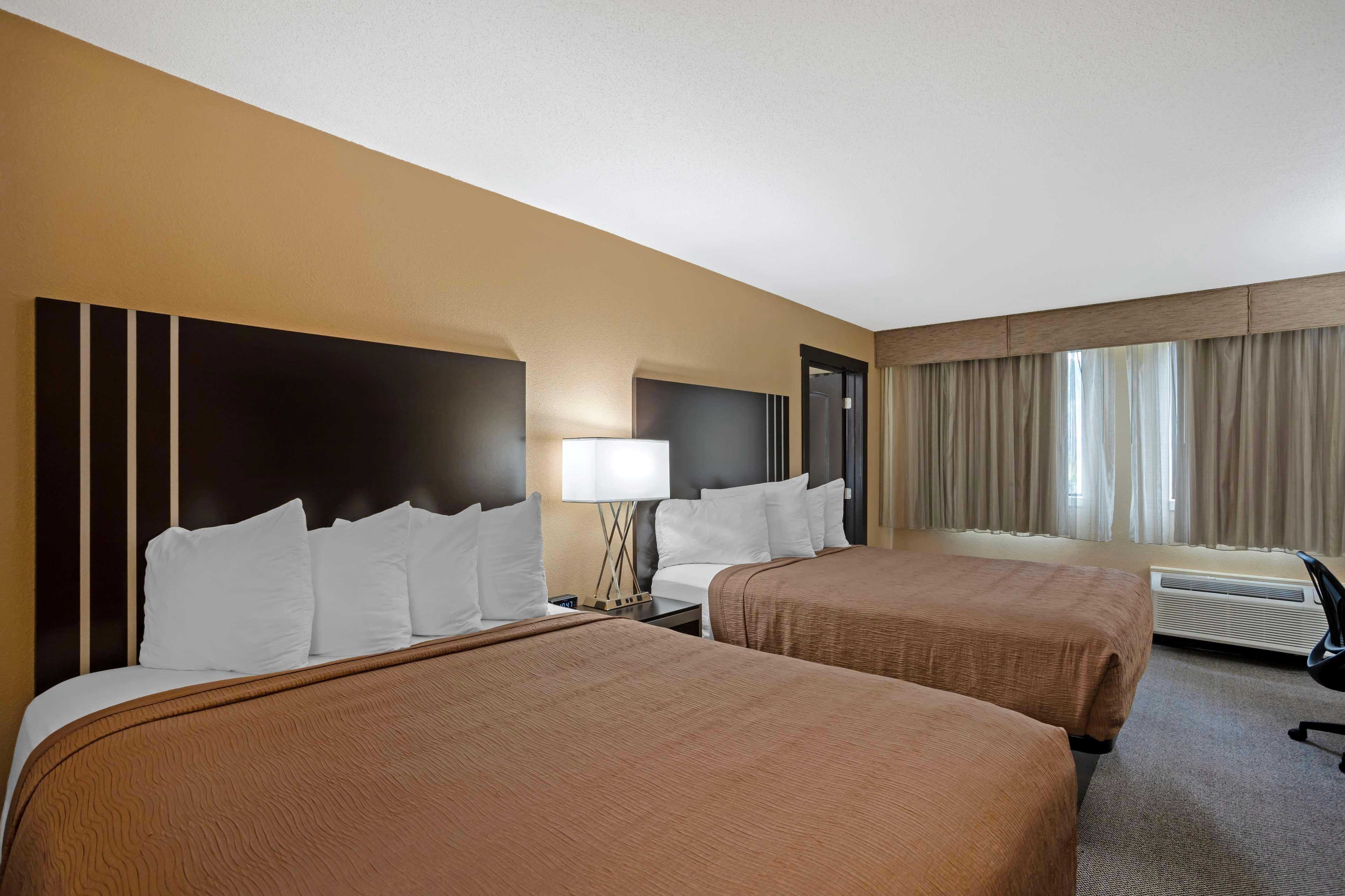 Suite, 2 Queen Beds