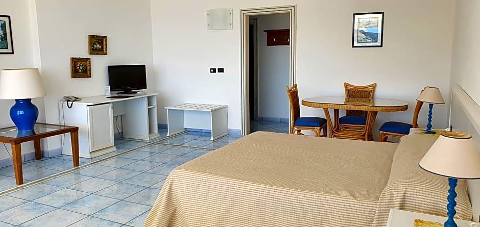 Hotel Selenia 18/33