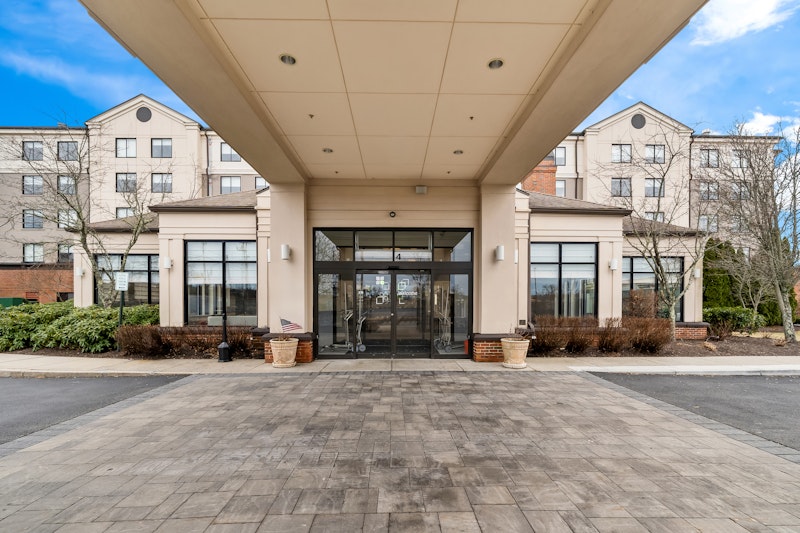 Hilton Garden Inn Plymouth, MA 46/48