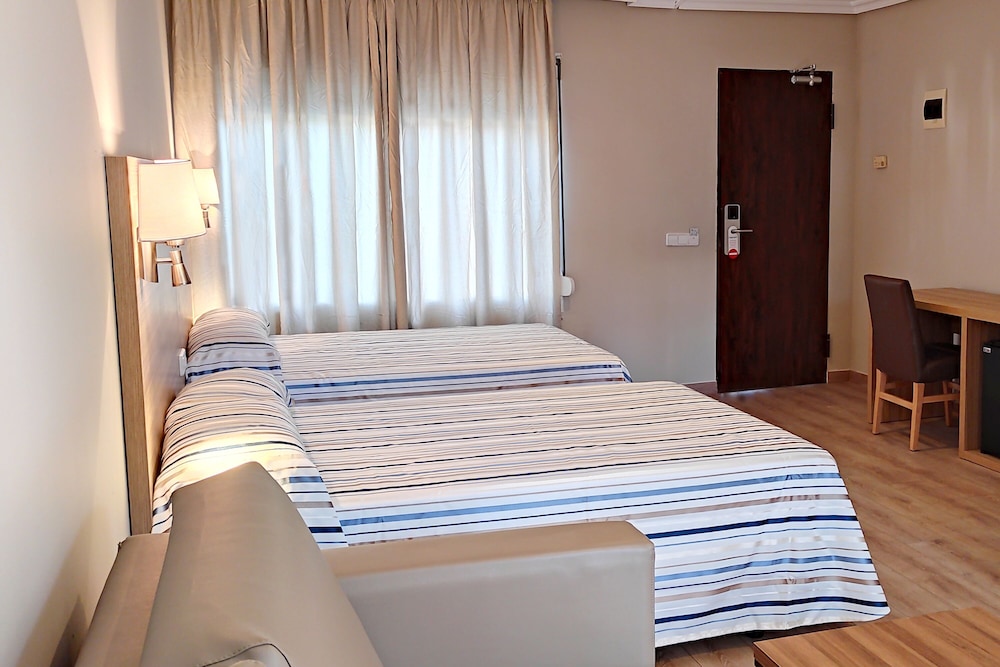 Hotel Best Osuna Madrid Feria 16/50