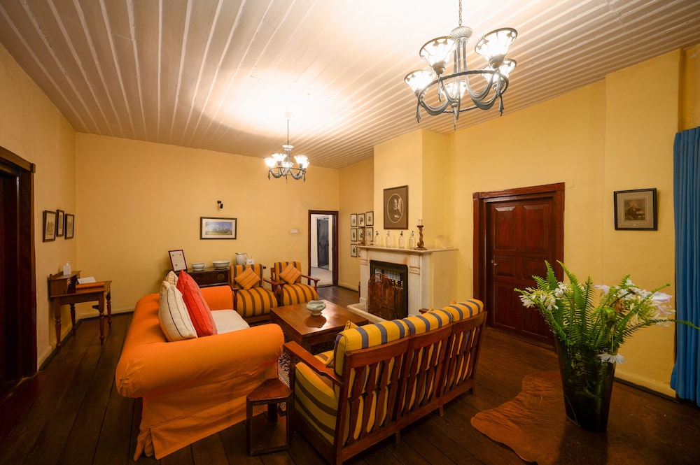 Ferncliff Bungalow 24/50