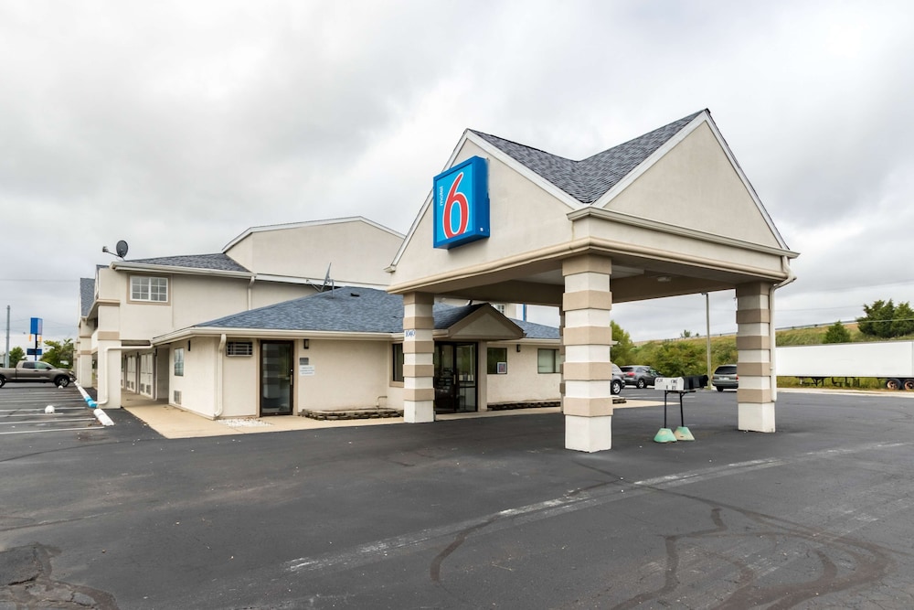 Motel6 Crawfordsville, IN 45/51