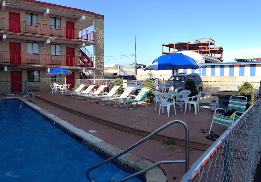 Cloud 9 Inn 24/29