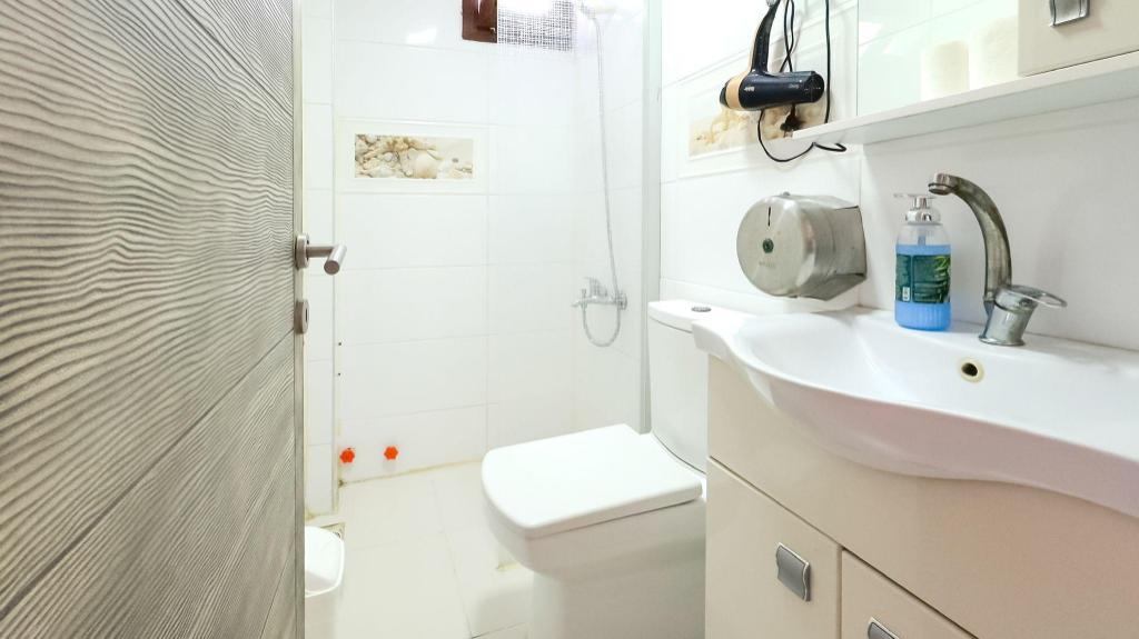 Giritli Rum Meyhanesi Butik Otel 42/48