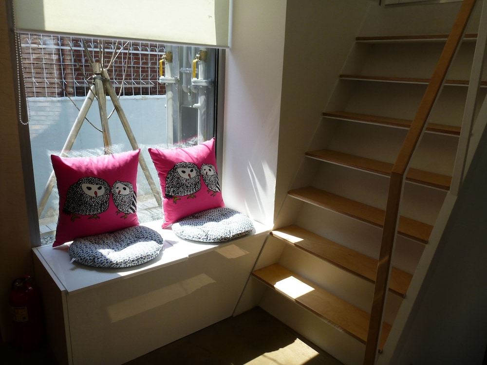 Inside Busan Hostel 15/50