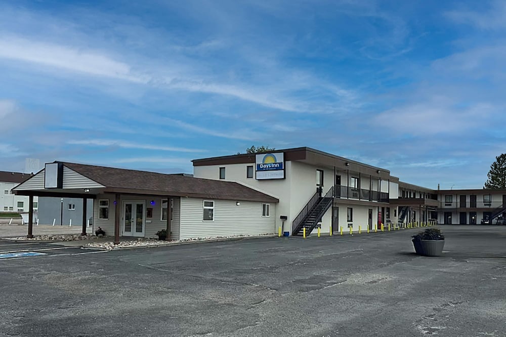 Days Inn by Wyndham Wheatland 37/42