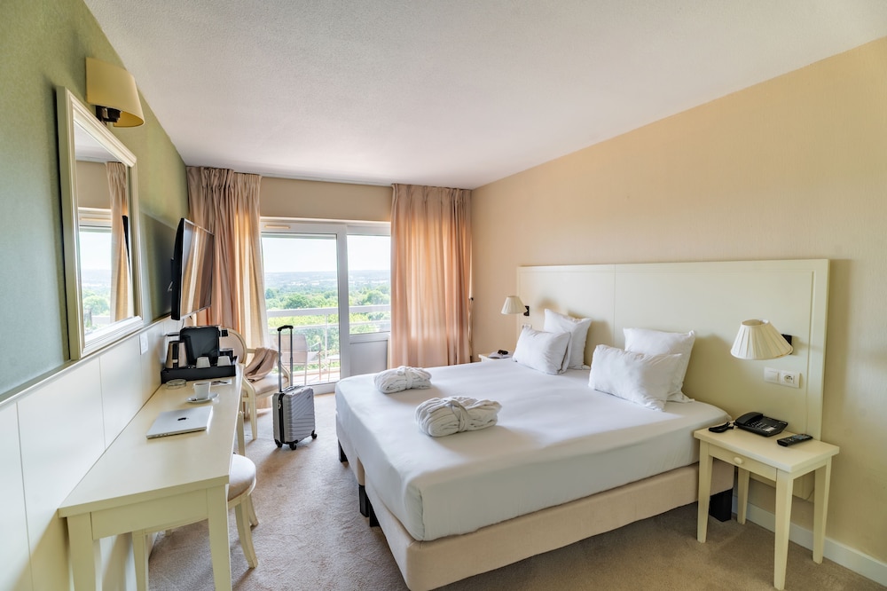LES DRYADES GOLF AND SPA 16/57