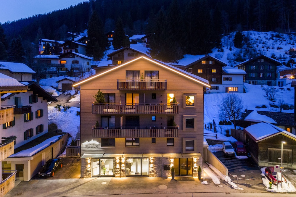 Chalet Piz Buin 1/44