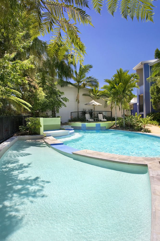 VERANO RESORT 40/50
