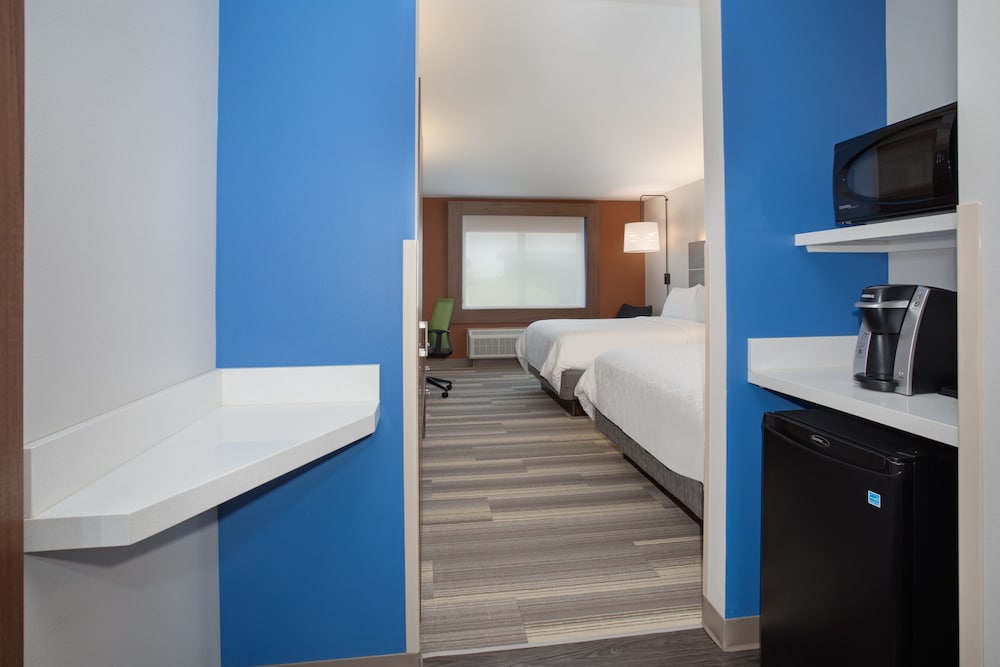 Holiday Inn Express and Suites Sioux City North Event Center an IHG Hotel 26/70