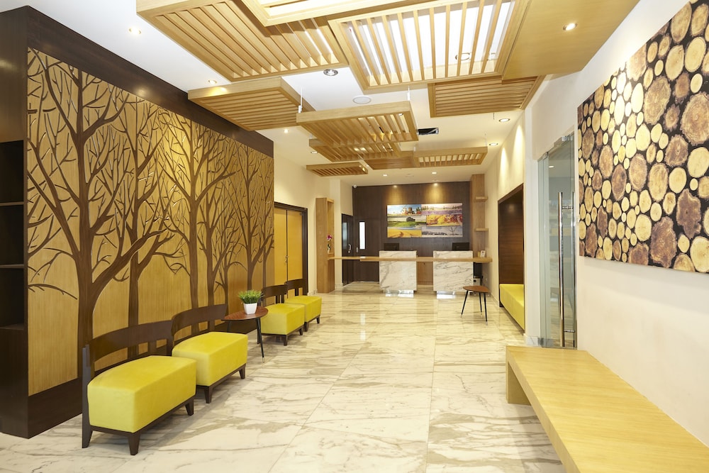 Hotel Six Seasons 2/50