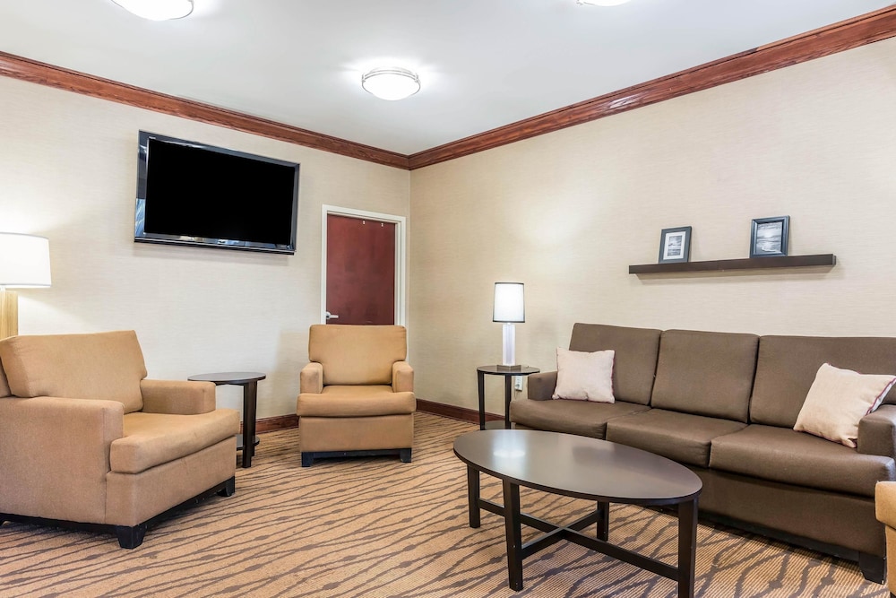 Sleep Inn & Suites University Shands 30/47