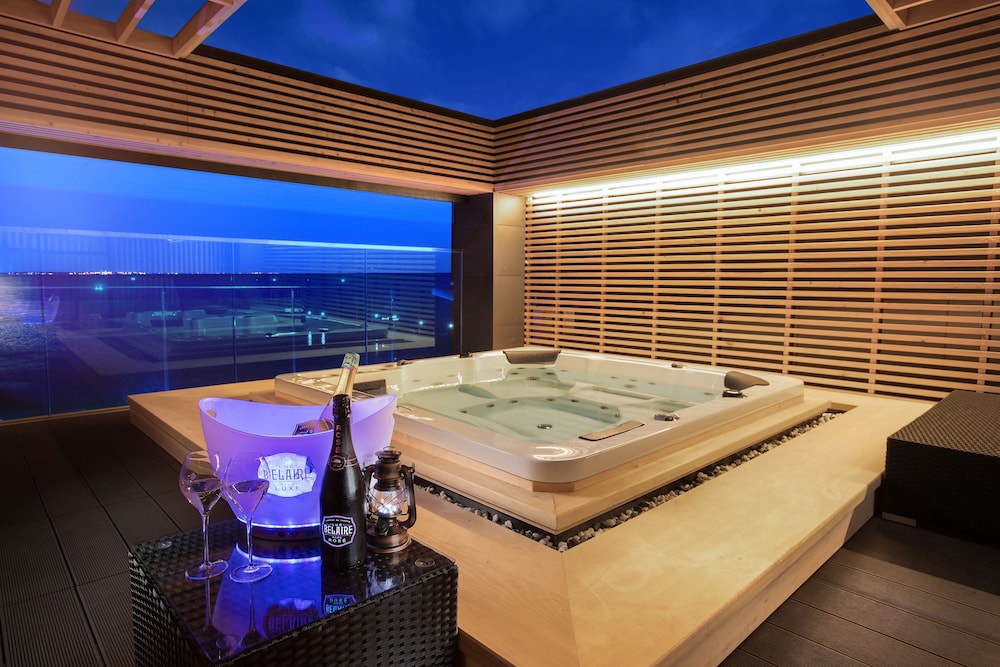 Utop Ubless Hotel Jeju 25/50