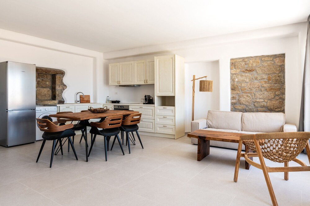 Mykonos Divino 30/50