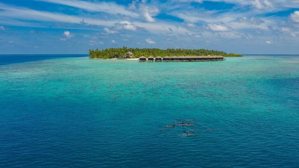 Filitheyo Island Resort 148/151