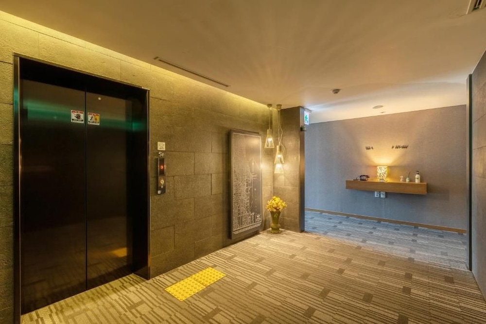 Mate Hotel Paju 59/78
