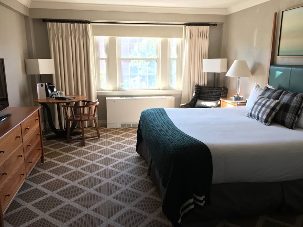 Hanover Inn Dartmouth 29/63