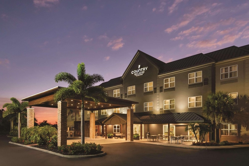 Country Inn & Suites by Radisson, Bradenton-Lakewood Ranch, FL in BRADENTON - FL