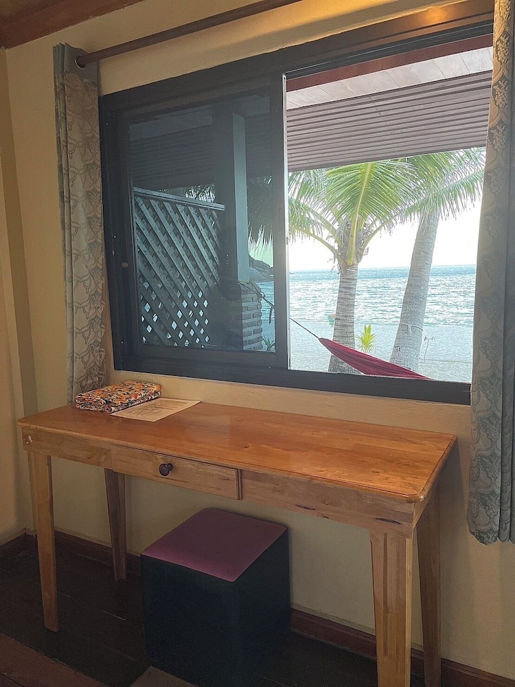 BOTTLE BEACH 1 RESORT 47/74