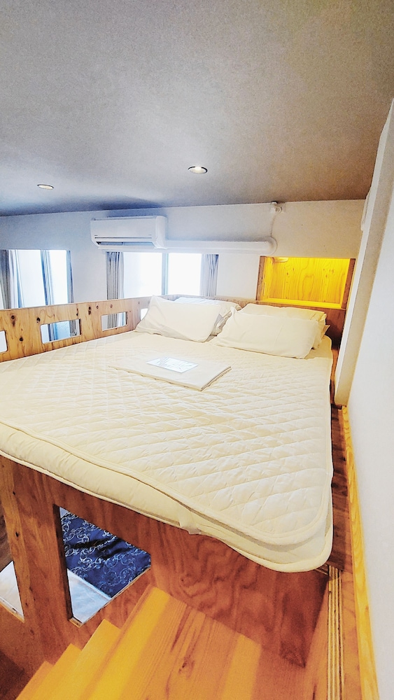 Poly Hostel Osaka 26/60