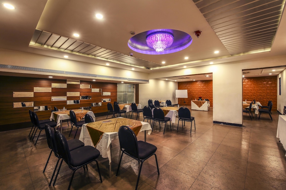 Ebony Boutique Hotel 38/50