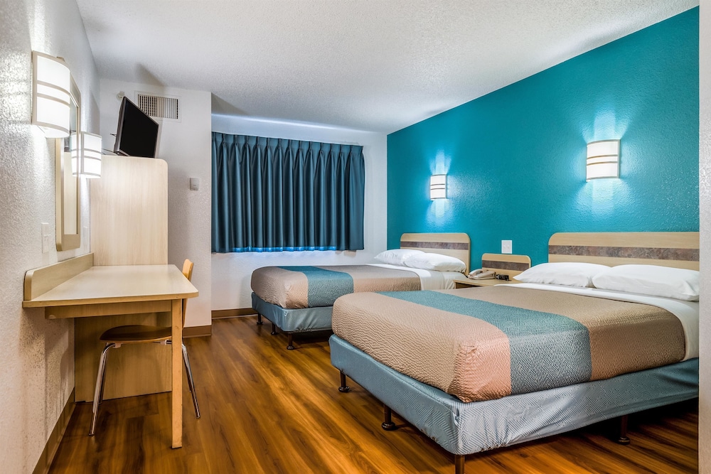 Motel6 West Des Moines, IA 21/52